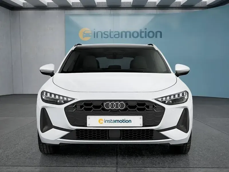 Usata Audi A5 204 CV (150 kW) 2025 Bianco Station wagon