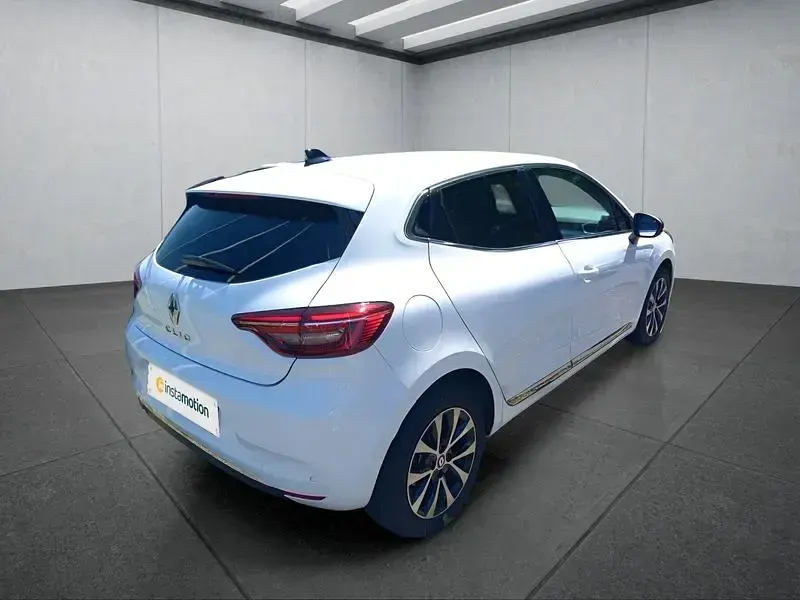 Gebraucht Renault Clio V 90 PS (66 kW) 2023 Weiß Kleinwagen