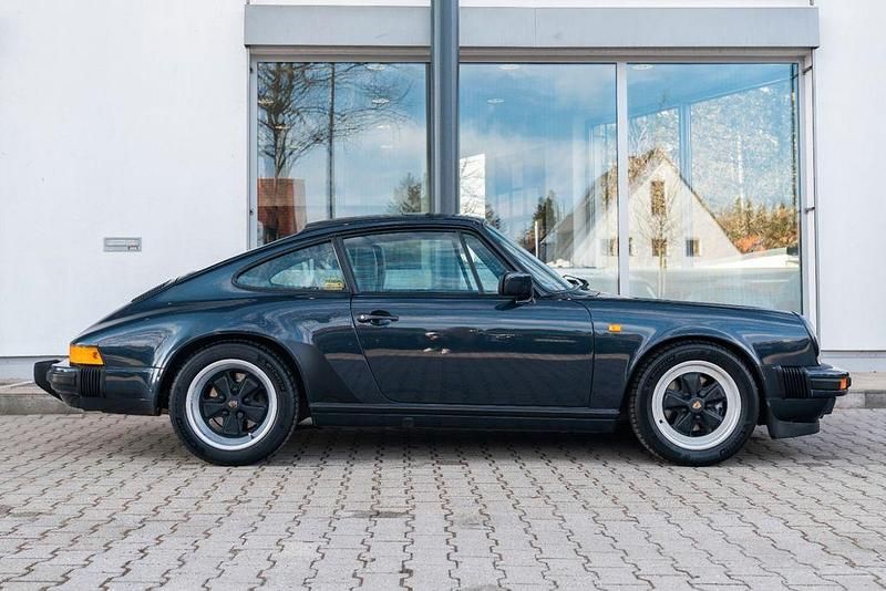 Second-hand Porsche 911 231 CP (169 kW) 1987 Albastru Coupe