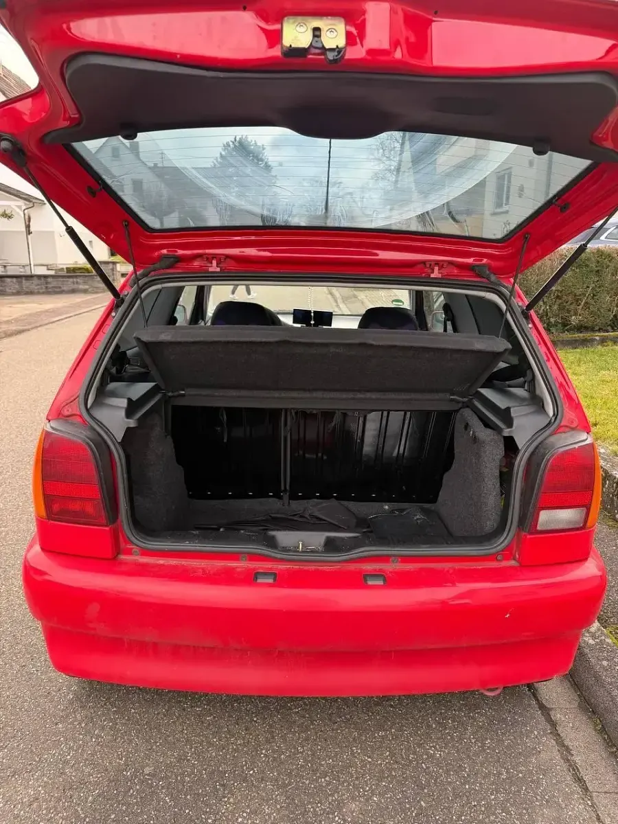 Gebraucht VW Polo 65 PS (47 kW) 1997 Rot Kleinwagen