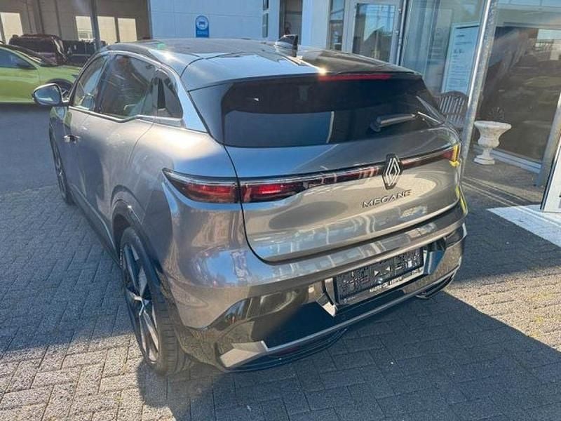 Gebraucht Renault Megane E-Tech Techno 160 kW (218 PS) 2022 Grau (metallic) Limousine