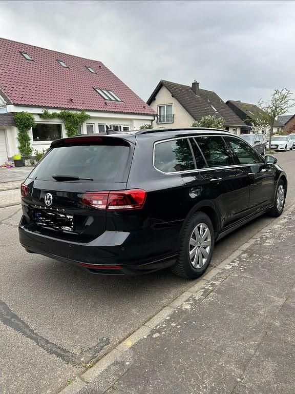 Gebraucht VW Passat Business 190 PS (139 kW) 2019 Schwarz Kombi