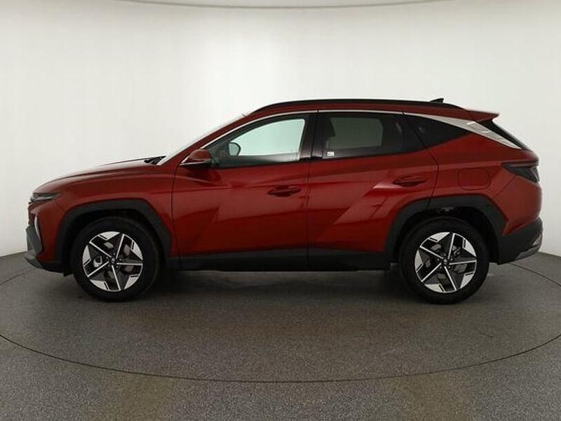 Neu Hyundai Tucson 150 PS (110 kW) 2025 Rot SUV