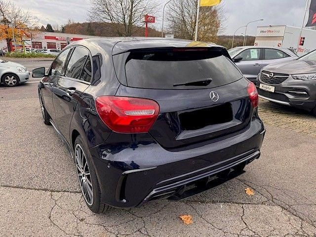 Gebraucht Mercedes A220 AMG line 177 PS (130 kW) 2017 Cavansitblau  metallic paint Limousine