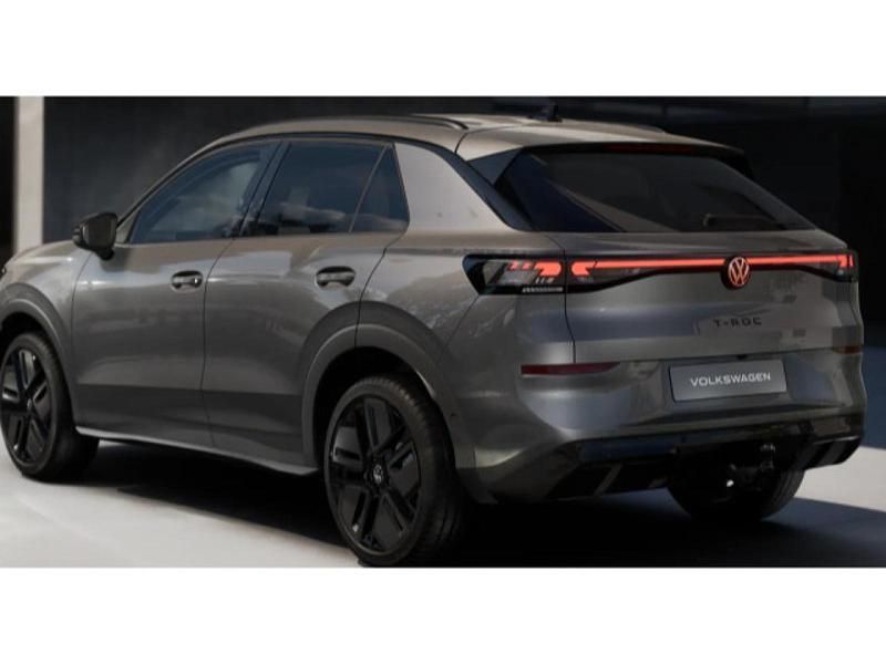 Neu VW T-Roc R-line 150 PS (110 kW) 2026 Wolf grey metallic SUV