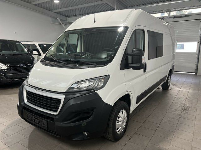 Gebraucht Peugeot Boxer 131 PS (96 kW) 2018 Weiß Van