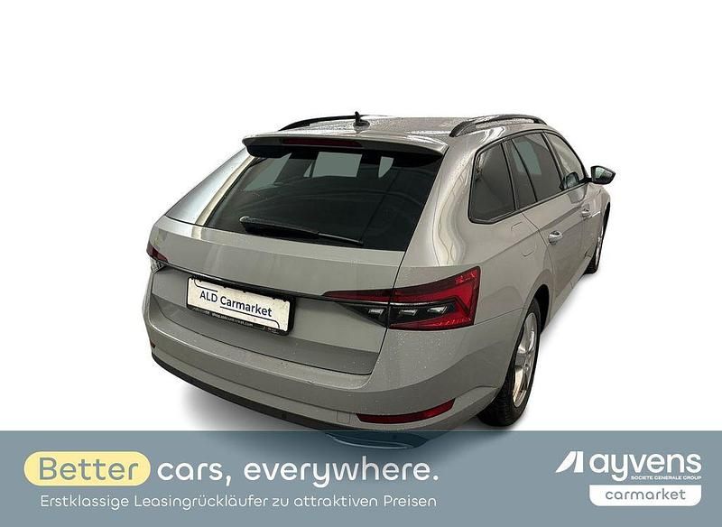 Gebraucht Skoda Superb SportLine 190 PS (139 kW) 2021 Grau Kombi
