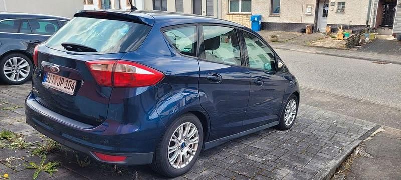 Second-hand Ford C-MAX 150 CP (110 kW) 2011 Albastru Monovolum