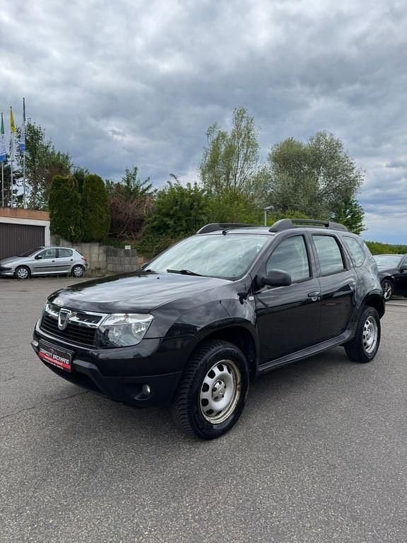 Schwarz Gebraucht 2013 Dacia Duster Lauréate SUV | 6.800 € (Fairer Preis) - Bild 1/4