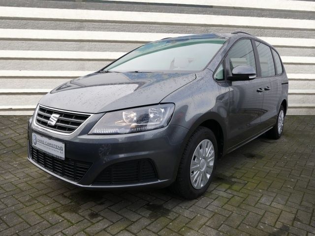 Beige Gebraucht 2018 Seat Alhambra Reference Van / Kleinbus | 26.980 € (Fairer Preis) - Bild 1/4