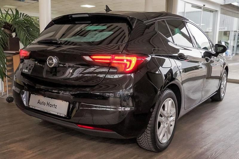 Gebraucht Opel Astra Business Elegance 122 PS (89 kW) 2020 Schwarz Limousine