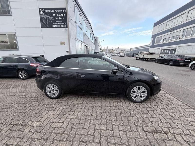 Gebraucht VW Golf Cabriolet Life 122 PS (89 kW) 2014 Schwarz Cabrio