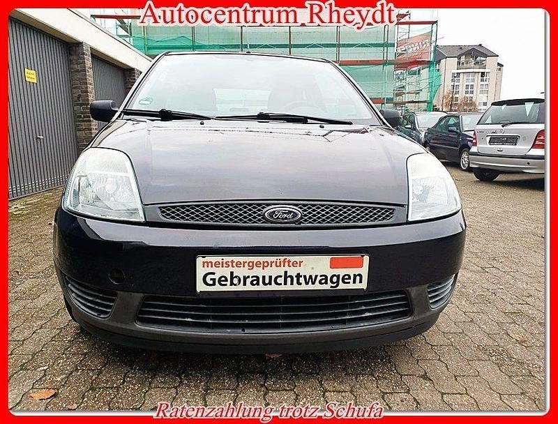 Usata Ford Fiesta 69 CV (50 kW) 2003 Argento Utilitaria