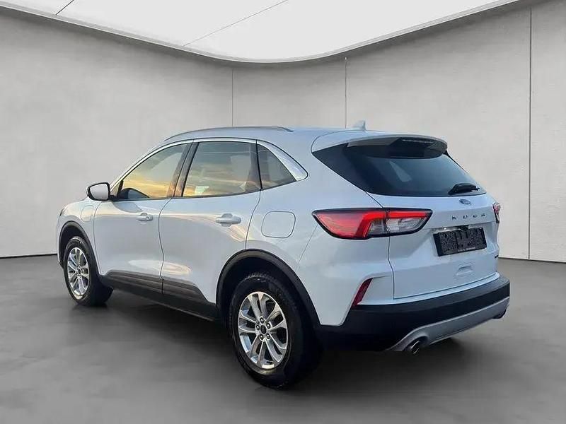 Gebraucht Ford Kuga Titanium 224 PS (164 kW) 2022 Frozen white SUV