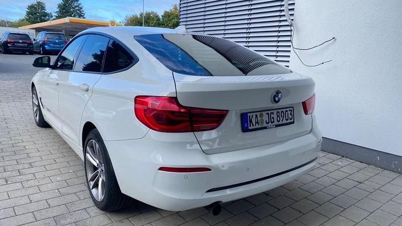Gebraucht BMW 318 Gran Turismo Sport Line 150 PS (110 kW) 2018 Weiß Limousine