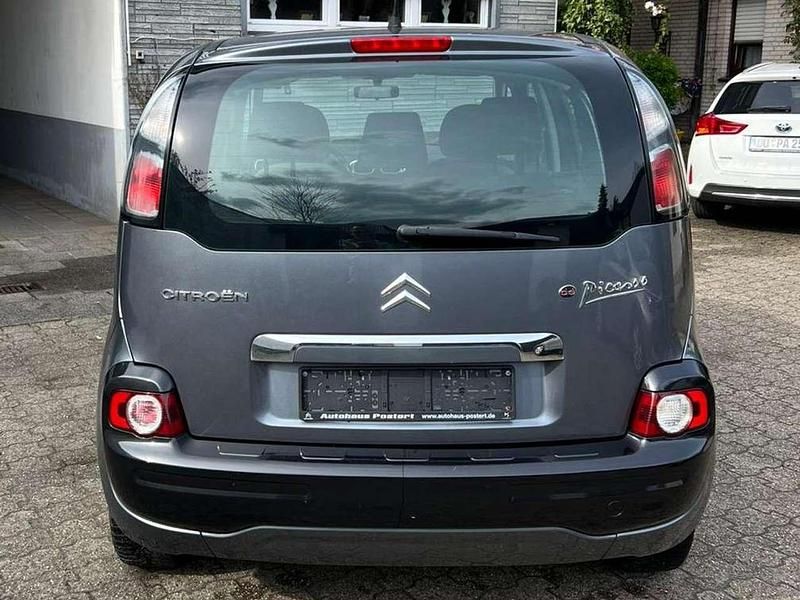 Usado Citroën C3 Tendance 95 CV (69 kW) 2010 Gris Monovolumen