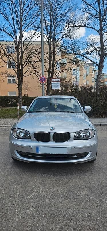 Gebraucht BMW 116 138 PS (101 kW) 2011 Silber Kleinwagen