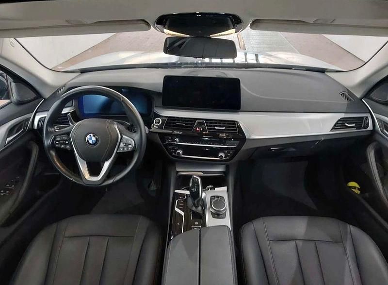 Gebraucht BMW 520 190 PS (139 kW) 2023 Schwarz Limousine