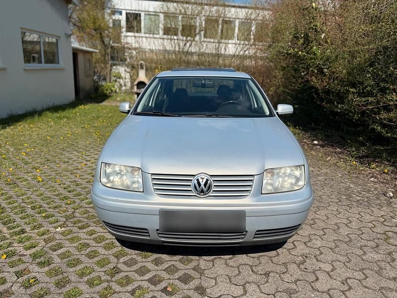 Gebraucht VW Bora 100 PS (73 kW) 1999 Silber Limousine