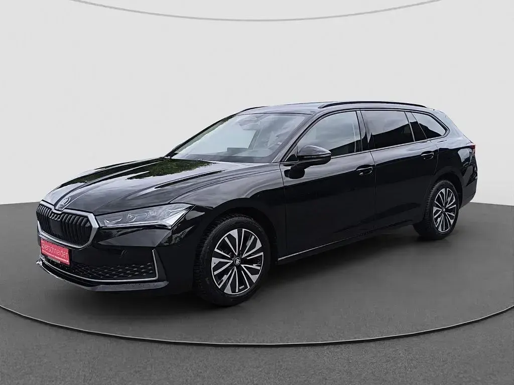 Gebraucht Skoda Superb Selection 150 PS (110 kW) 2025 Ebony schwarz metallic (metallic) Kombi