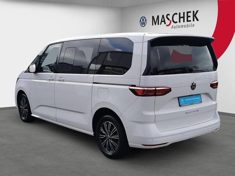 Usata VW Multivan Life 150 CV (110 kW) 2024 Monovolume