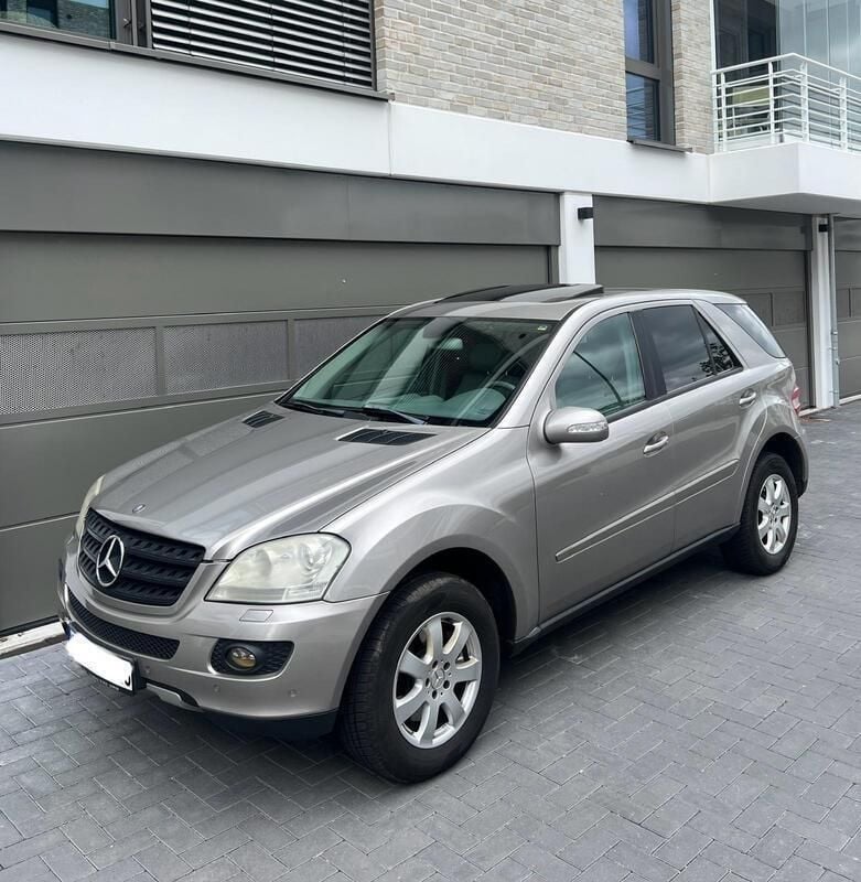Gebraucht 2006 Mercedes ML320 SUV | 7.900 € (Guter Preis) - Bild 1/4