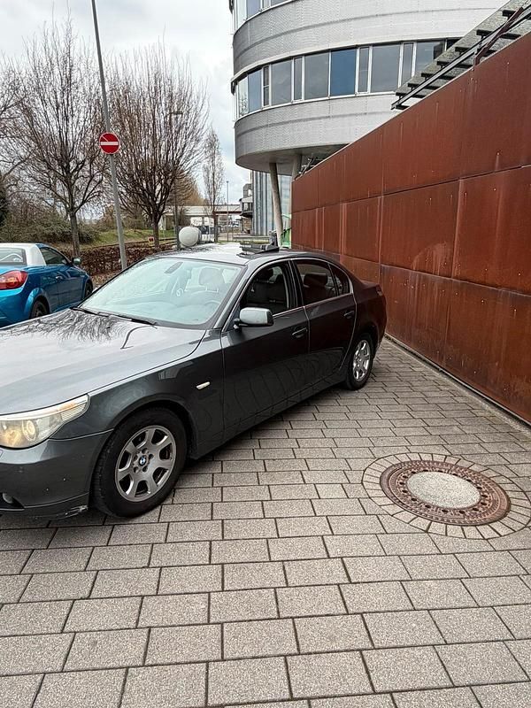Gebraucht BMW 530 300 PS (220 kW) 2005 Grau Limousine
