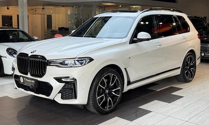 Weiß Gebraucht 2021 BMW X7 M Sport SUV | 67.850 € (Fairer Preis) - Bild 1/4