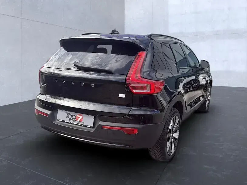 Gebraucht Volvo XC40 Plus 300 kW (408 PS) 2023 Onyx black (metallic) SUV