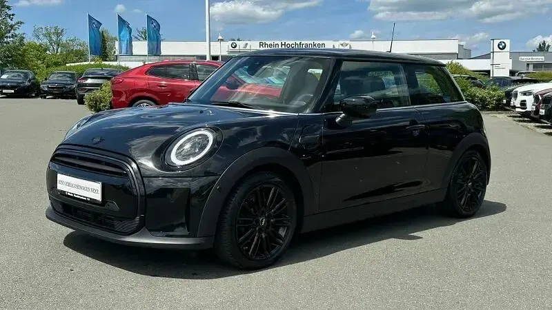 Gebraucht Mini Cooper 136 PS (100 kW) 2022 Schwarz Kleinwagen