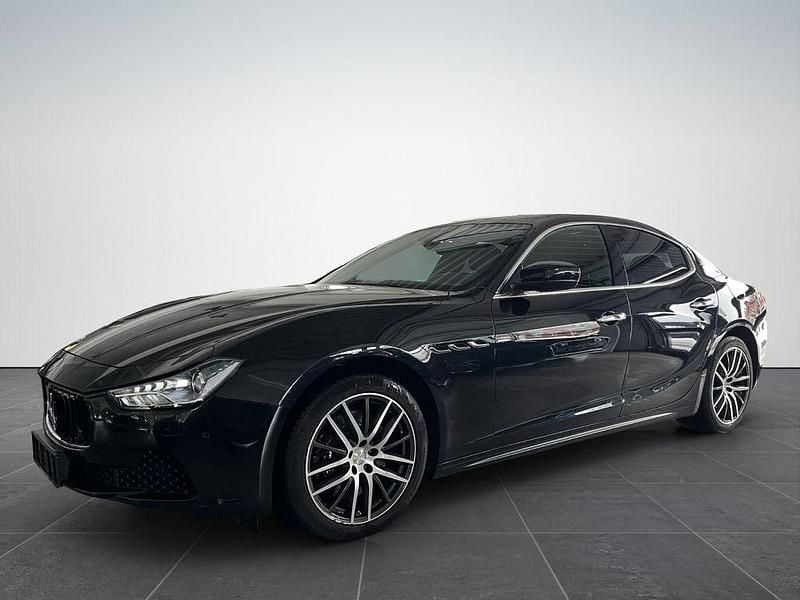 Nero assoluto Gebraucht 2017 Maserati Ghibli Limousine | 25.990 € (Superpreis) - Bild 1/4