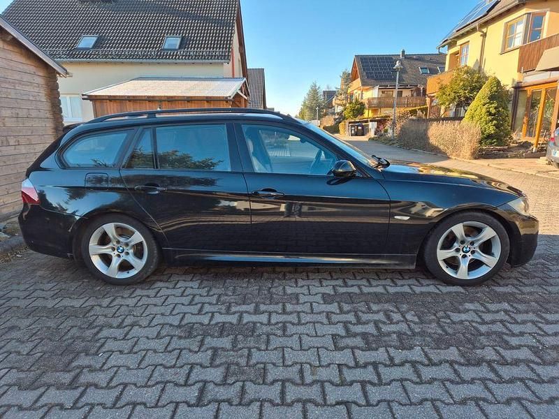 Gebraucht BMW 325 M Sport 197 PS (144 kW) 2007 Schwarz Kombi