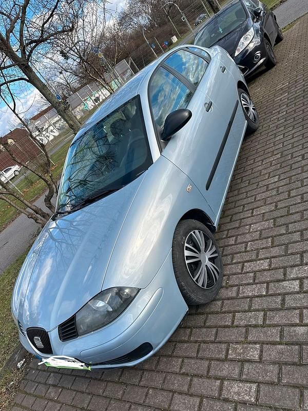 Gebraucht Seat Cordoba 75 PS (55 kW) 2006 Blau Limousine