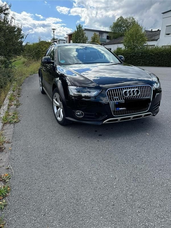 Schwarz Gebraucht 2015 Audi A4 Allroad Kombi | 12.000 € - Bild 1/4