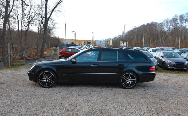 Gebraucht Mercedes E350 272 PS (200 kW) 2006 Melanitschwarz  metallic Kombi