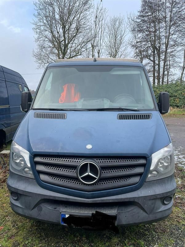 Second-hand Mercedes Sprinter 129 CP (94 kW) 2015 Albastru Van