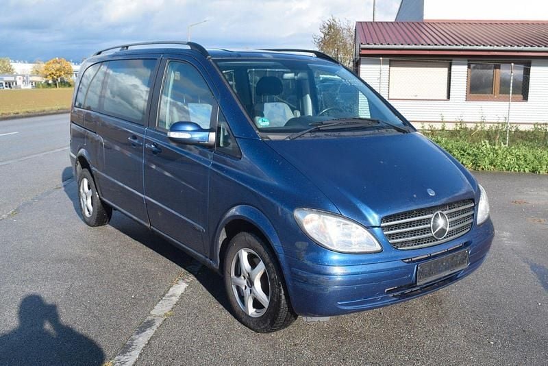 Blau Gebraucht 2004 Mercedes Viano Van / Kleinbus | 3.999 € (Superpreis) - Bild 1/4
