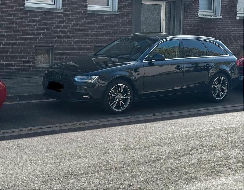 Gebraucht Audi A4 143 PS (105 kW) 2013 Schwarz Kombi