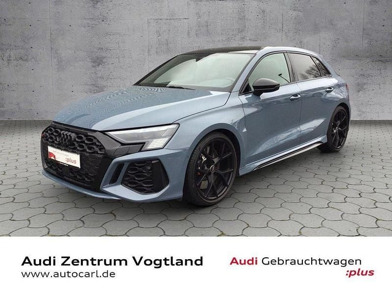 Kemoragrau metallic Gebraucht 2022 Audi RS3 Sport Limousine | 49.980 € (Guter Preis) - Bild 1/4