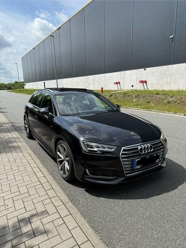 Gebraucht Audi A4 Sport 272 PS (200 kW) 2015 Schwarz Kombi