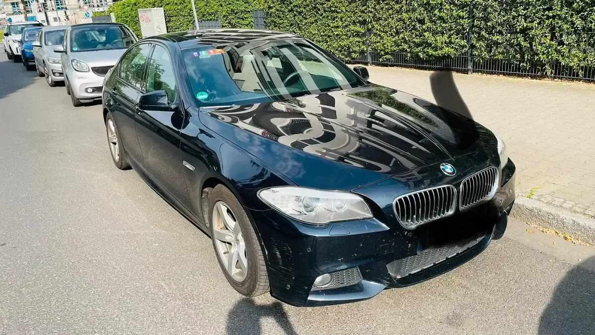 Gebraucht BMW 525 M Sport 204 PS (150 kW) 2011 Schwarz Limousine