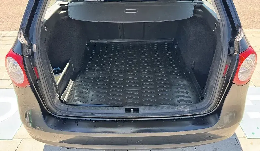 Gebraucht VW Passat 140 PS (102 kW) 2010 Schwarz Kombi