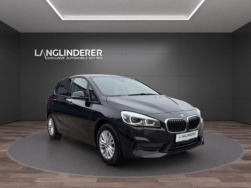 Gebraucht BMW 220 Active Tourer Advantage 190 PS (139 kW) 2021 Schwarz Van / Kleinbus