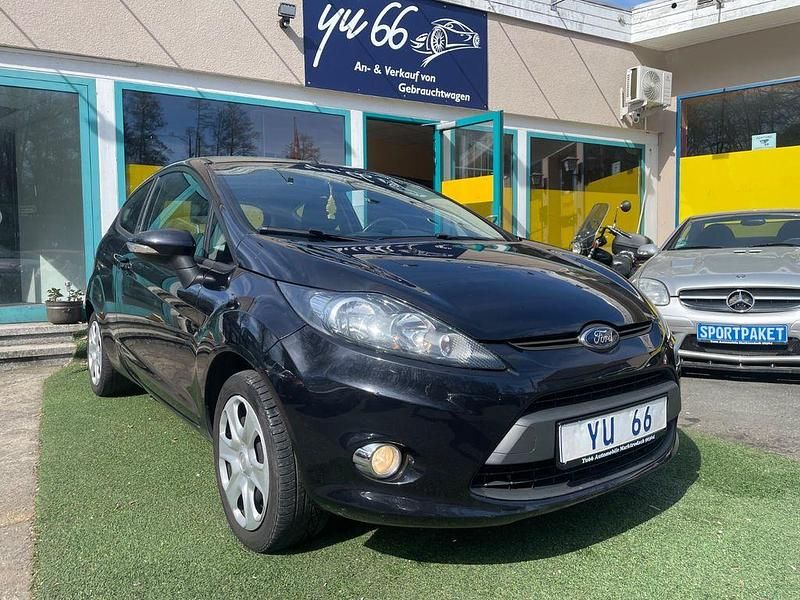Gebraucht Ford Fiesta Champions Edition 97 PS (71 kW) 2012 Schwarz Kleinwagen