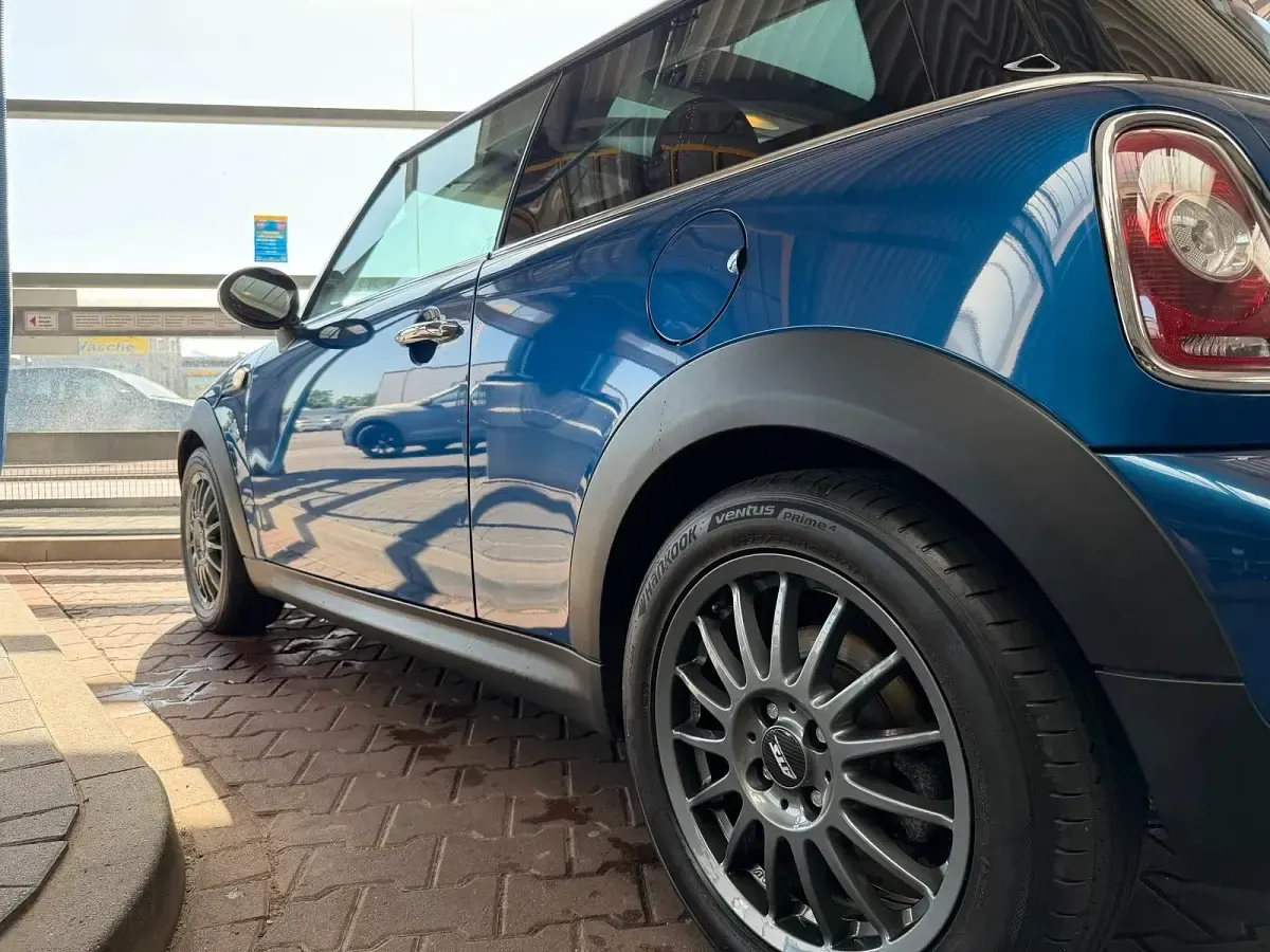 Gebraucht Mini Cooper 120 PS (88 kW) 2008 Blau Kleinwagen