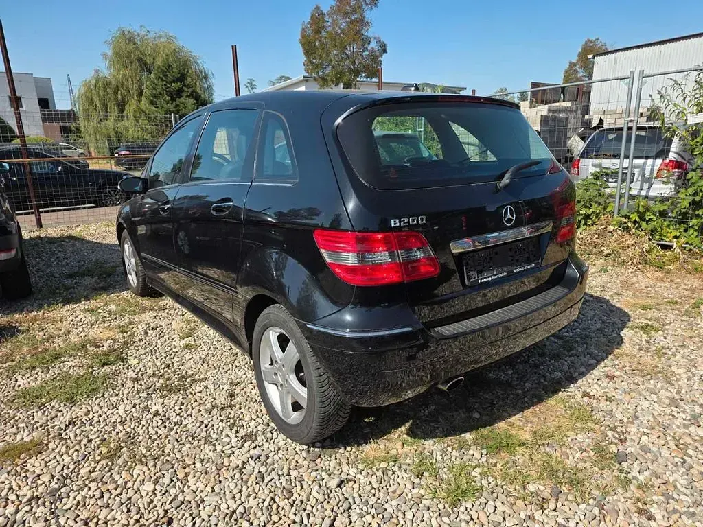Gebraucht Mercedes B200 136 PS (100 kW) 2008 Schwarz Van / Kleinbus