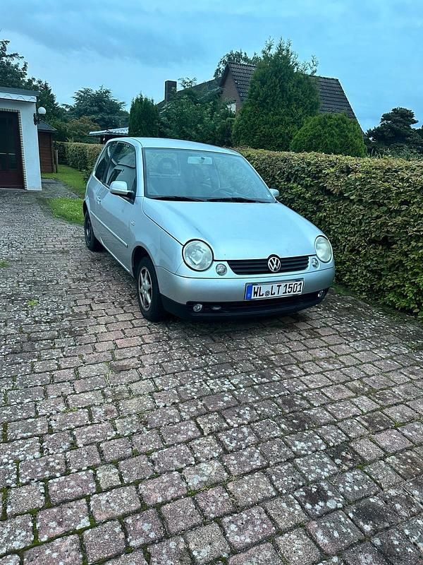 Silber Gebraucht 2002 VW Lupo Kleinwagen | 600 € (Guter Preis) - Bild 1/4