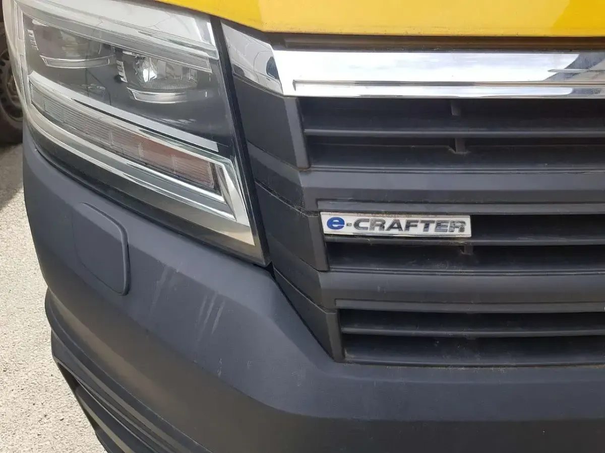 Gebraucht VW e-Crafter 100 kW (136 PS) 2020 Gelb Van