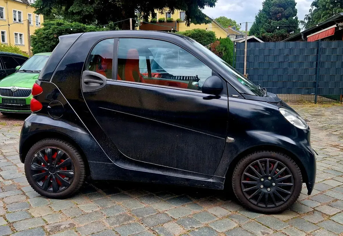 Gebraucht Smart ForTwo Coupé 71 PS (52 kW) 2010 Schwarz Coupé