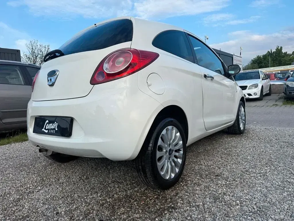 Usata Ford Ka Trend 69 CV (50 kW) 2010 Bianco Utilitaria